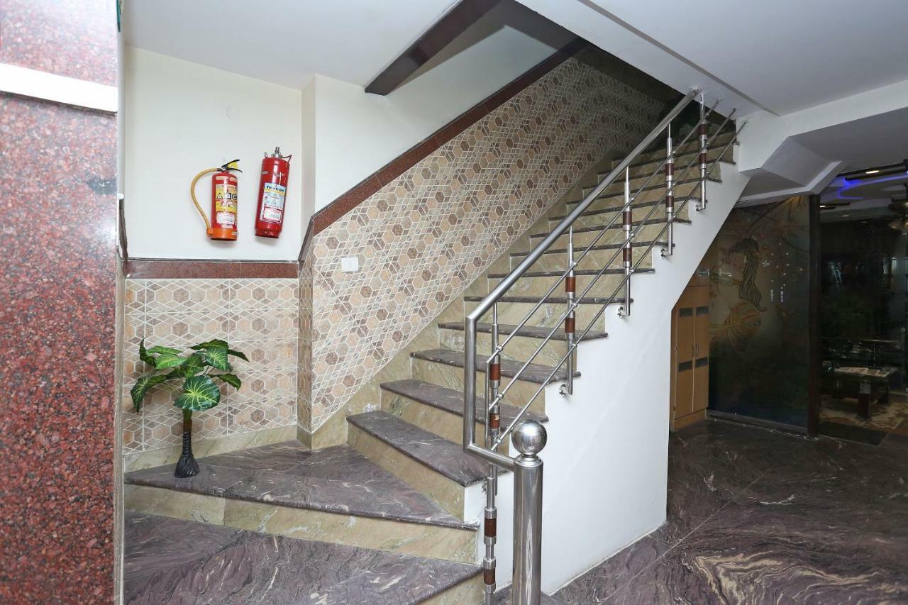Oyo 30698 Hari Om Guest House Jadabpur Luaran gambar